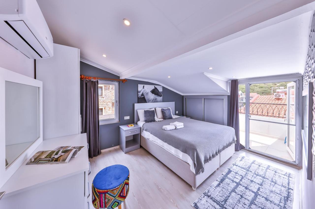 Goekyuezue Suit Apart Kaş Esterno foto