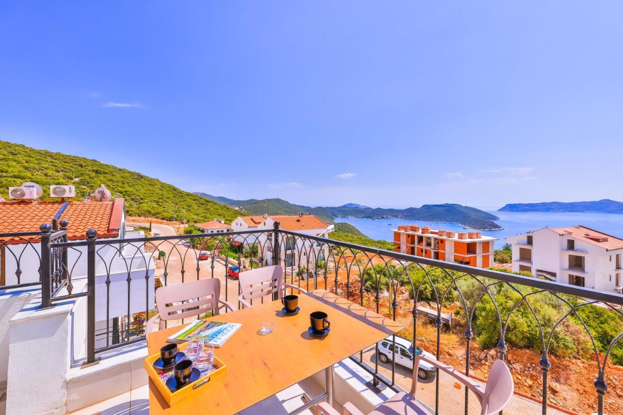 Goekyuezue Suit Apart Kaş Esterno foto