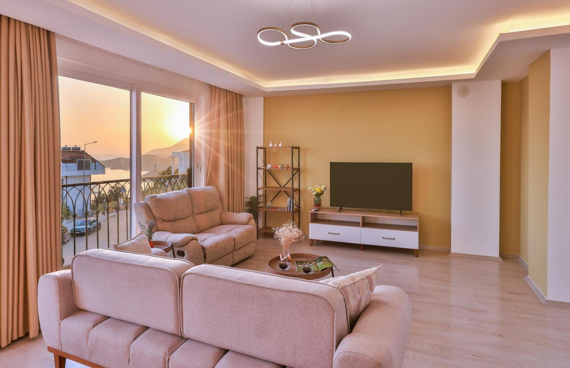 Goekyuezue Suit Apart Kaş Esterno foto